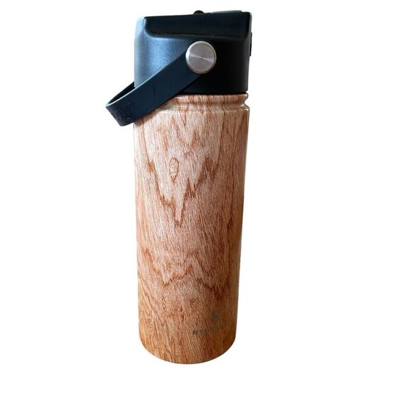 NWOT Hydraflow Hybrid Triple Wall Vacuum Insulated Bottle with Flip Straw 17 oz - Picture 1 of 11